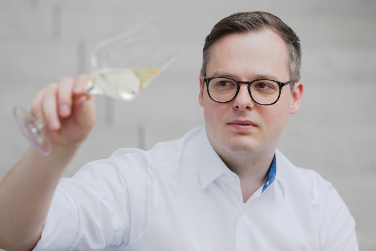 Meet Wine